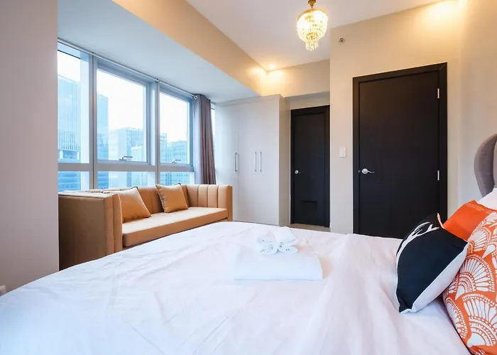 Spacious 2br In Bgc With Workspace & Washer Apartment Manila