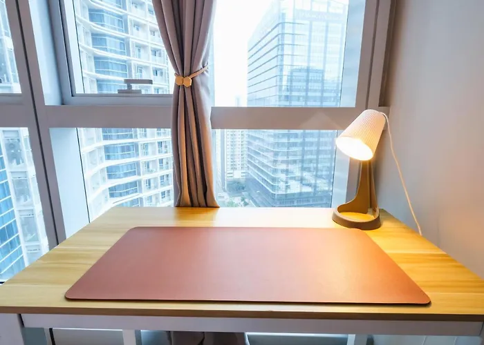 Apartment Spacious 2br In Bgc With Workspace & Washer